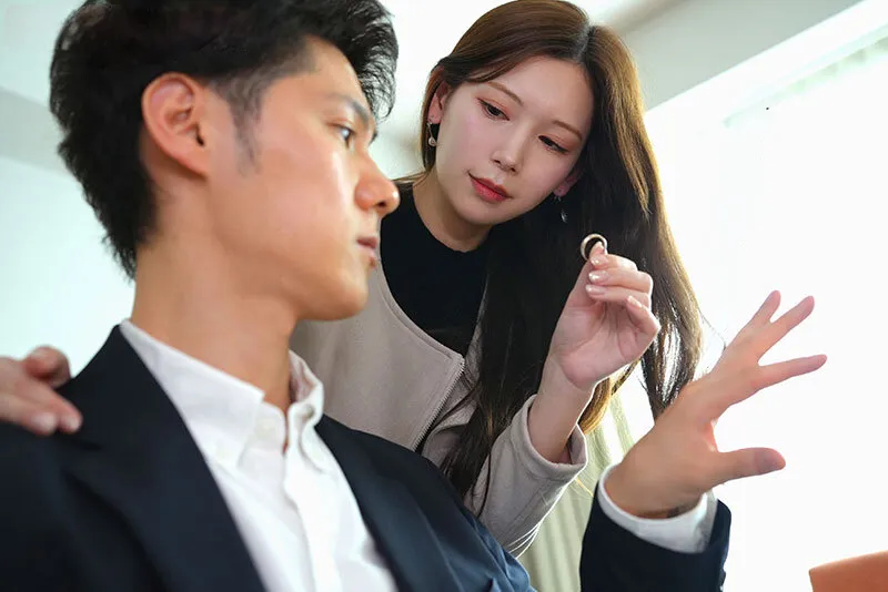 Người vợ đi đi giã ngoại, người chồng ở nhà bị nhỏ em vợ yêu gạ xoạc không trượt phát nào